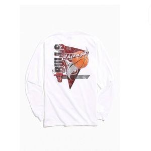 ULTRA GAME Chicago Bulls Vintage Long Sleeve Tee | Urban Outfitters Mens XL NWT